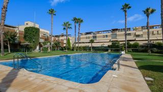 Lloguer Planta baixa a Alicante Golf. Amplio bajo con jardín en la zona del golf de alicante