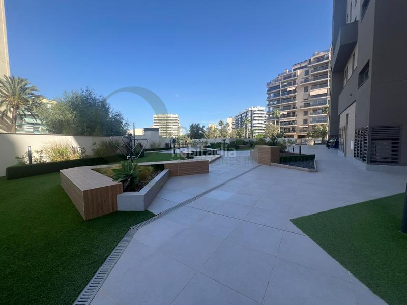 Foto 42cedb6a-9c21-4f75-9e3f-d4aa1a7ae6fb. Affitto appartamento con riscaldamento parcheggio in Alicante