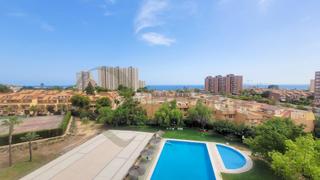 Location Appartement à Cabo de las Huertas. Amplio piso con vistas al mar en playa san juan, alicante