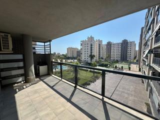 Alquiler Piso  Avenida maestro jose garberi serrano. Amplio y luminoso piso en pau v, alicante con 3 habitaciones