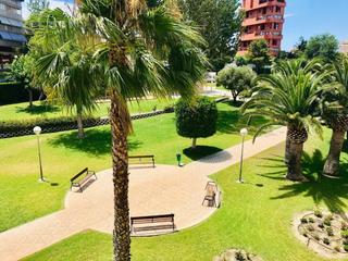 Location Appartement  Avenida costablanca. Magnífica ubicación en playa de san juan