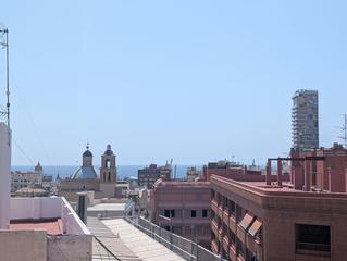 Àtic a Barrio del Centro. Exclusivo ático en pleno corazón de alicante con vistas al mar