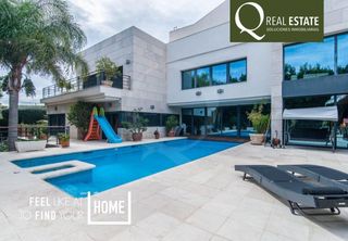 Chalet en Alicante Golf. Unica villa de lujo  en la mejor y más segura zona del golf