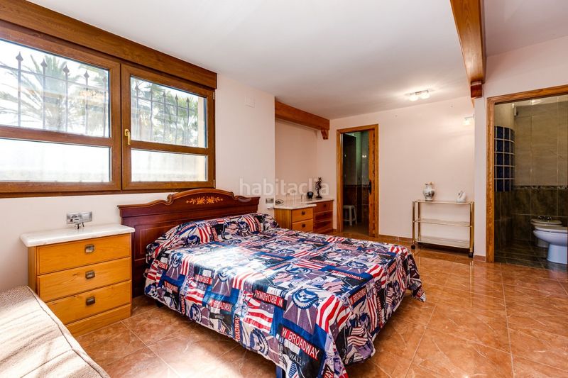 Foto d408e351-05d9-46b3-b51e-461a14e8aca2. Xalet amb aparcament piscina a Onil