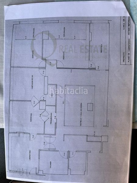 Foto 48fd4ac6-54eb-451d-b67d-7c401e7a82c9. Piso el sueño hecho realidad reforma esta clínica en una acogedora vivienda en la rambla en Alicante