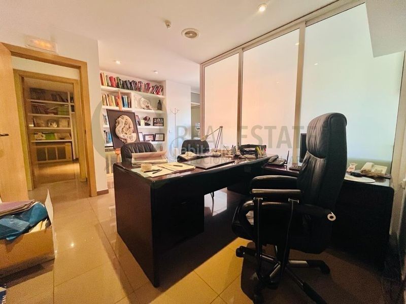 Foto cdb54b42-601e-4280-8045-667ce7ddb133. Piso el sueño hecho realidad reforma esta clínica en una acogedora vivienda en la rambla en Alicante