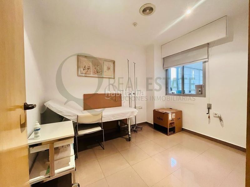 Foto fdd2a502-8bce-4629-9d71-177e671e51df. Piso el sueño hecho realidad reforma esta clínica en una acogedora vivienda en la rambla en Alicante