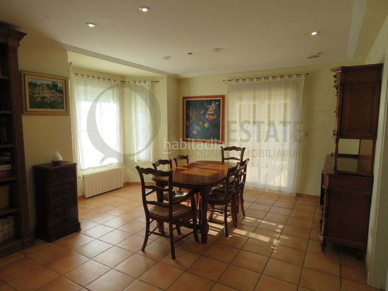 Foto 70455d78-864e-4ea0-90c5-abd917b0cc6d. Xalet amb aparcament piscina a Almajada-Ravel Mutxamel