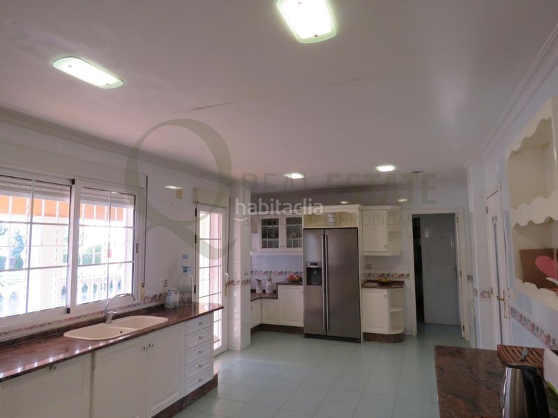 Foto ba32a006-9814-49ca-9cda-9a673e873a39. Xalet amb aparcament piscina a Almajada-Ravel Mutxamel