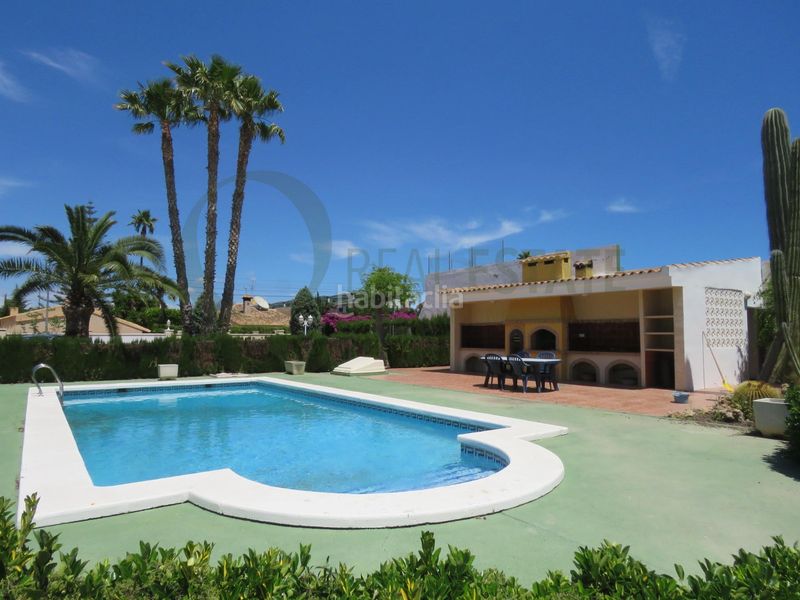 Foto e7717fc5-47a1-4de7-bd7d-b0cf3ae04c85. Xalet amb calefacció aparcament piscina a Almajada-Ravel Mutxamel