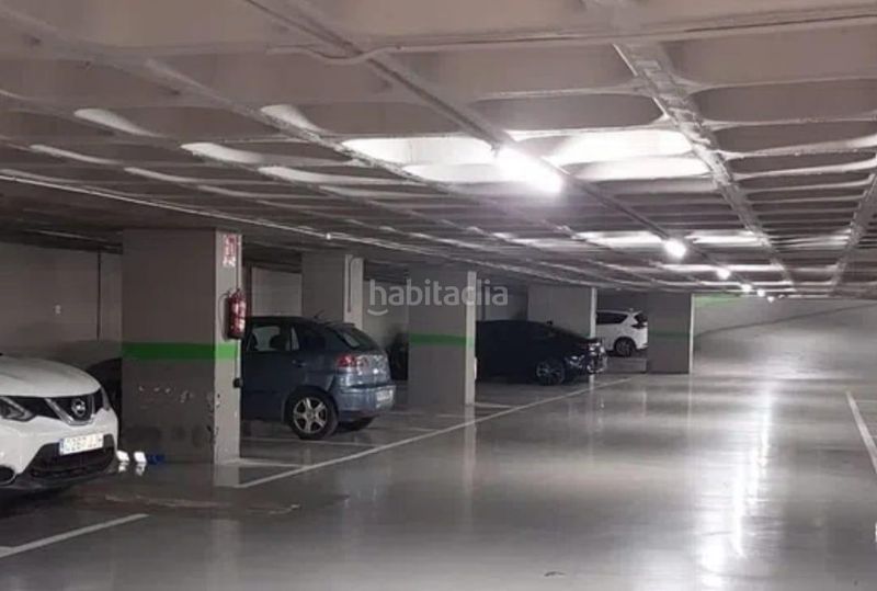 Foto 3de5cb5d-b8db-4d44-b73e-212ba9908ee7. Pis amb aparcament a Casco Antiguo - Sta. Cruz - Ayuntamiento Alicante