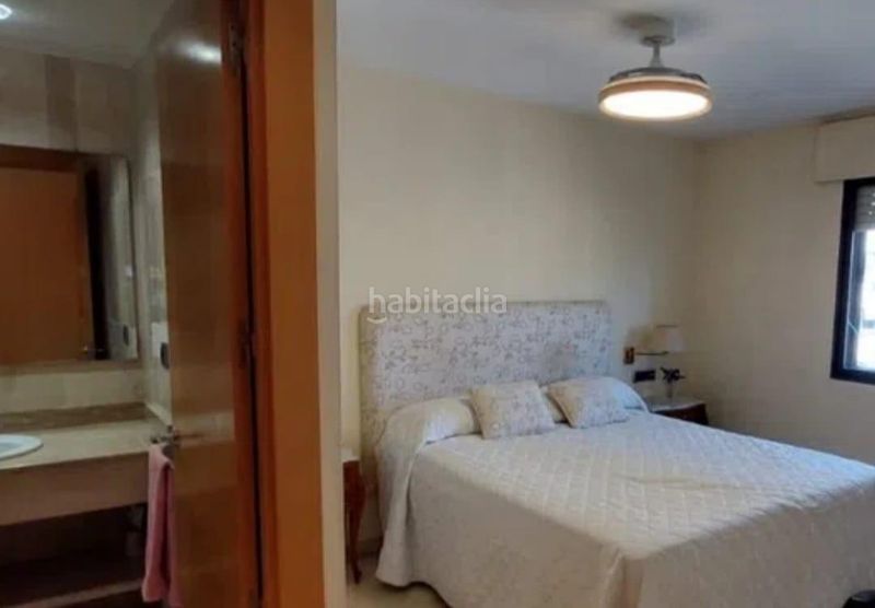 Foto e9211652-024c-46f6-9d20-7fd73d3dc1fc. Pis amb aparcament a Casco Antiguo - Sta. Cruz - Ayuntamiento Alicante