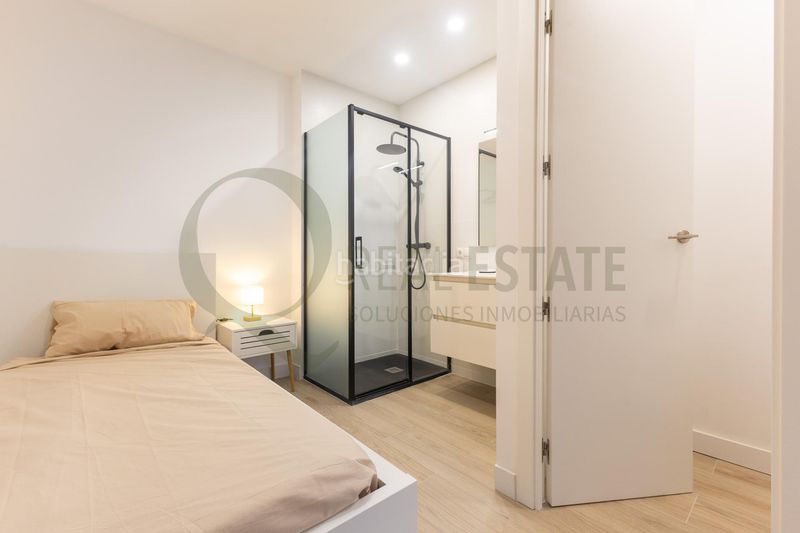 Foto 3a6abf7e-2af0-45a8-99ca-a9fbc1e8c695. Edifici a Carolinas Bajas Alicante