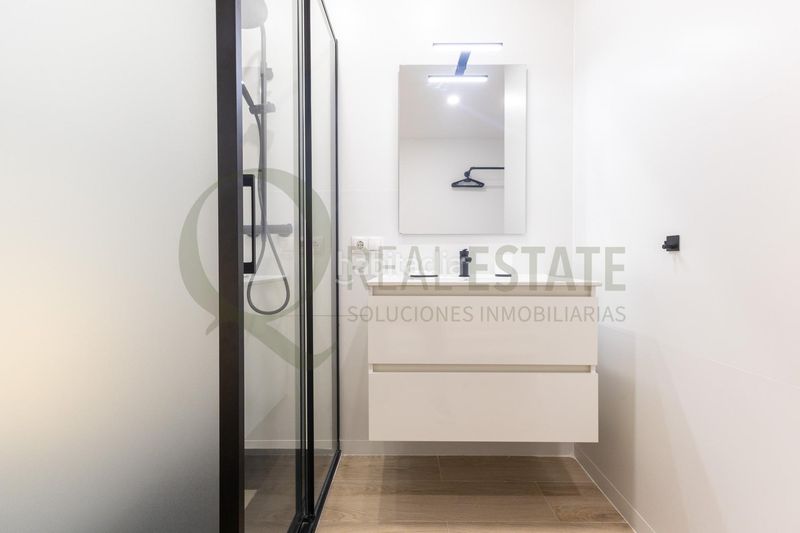 Foto 4697c06a-9208-42d0-8897-f7ad5a7b0cd7. Edifici a Carolinas Bajas Alicante