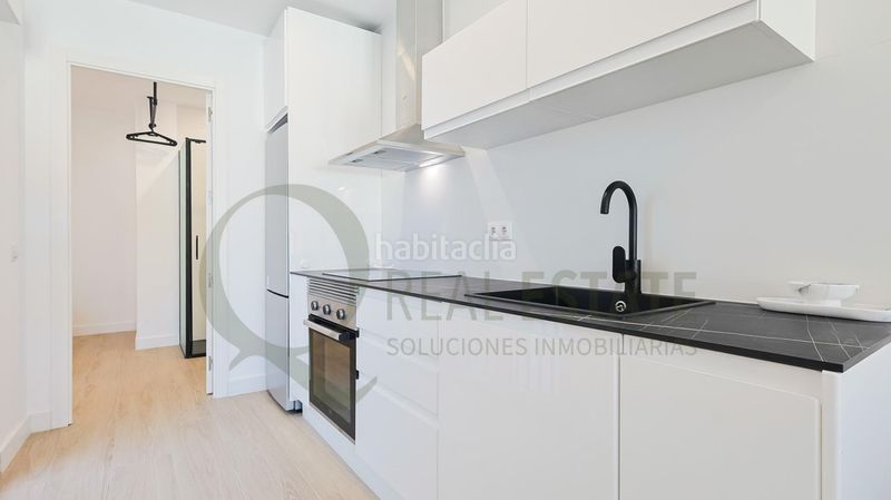 Foto 4775daff-9099-4a7a-813c-106038f75371. Edifici a Carolinas Bajas Alicante