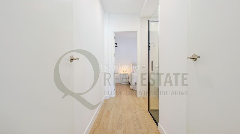 Foto b60e9970-75af-4d60-a650-59f12c3d0398. Edifici a Carolinas Bajas Alicante