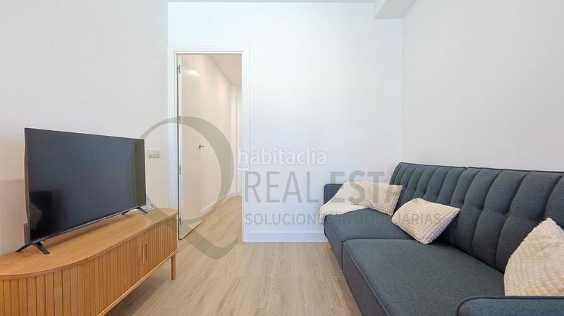 Foto d9643963-6572-49ed-bafd-59e87ec7ce57. Edifici a Carolinas Bajas Alicante