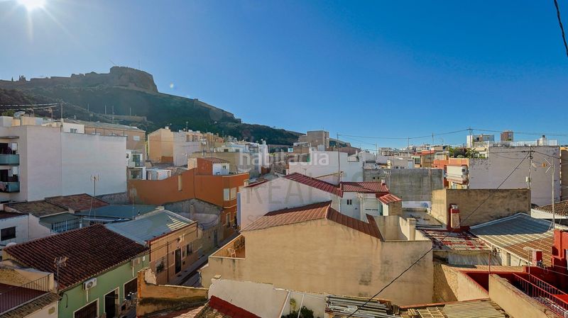Foto e08b9070-b6c3-4995-b7cd-a269931fc003. Edifici a Carolinas Bajas Alicante