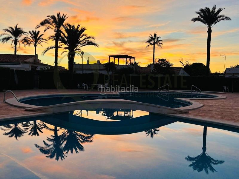 Foto f473f828-fdb0-442f-b861-472b557e6a60. Pis amb calefacció aparcament piscina a Playa Muchavista Campello (el)