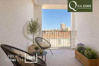 Pis  Calle de la cuesta de la fábrica. Piso en venta en san antón alicante con licencia turística en vi