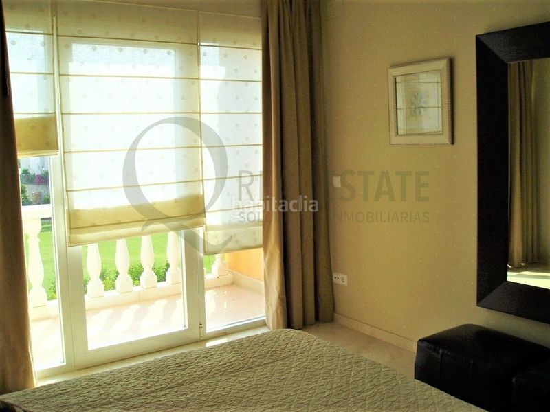 Foto 7f5cce48-28d7-4a8b-a9f6-9b2941be6732. Miete chalet mit heizung parking pool in Alicante golf Alicante