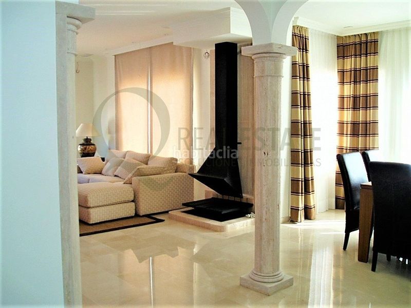 Foto e472a175-2423-4bc1-83b9-f6029cd3476e. Miete chalet mit heizung parking pool in Alicante golf Alicante