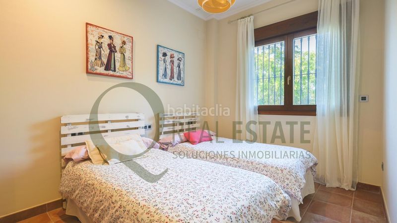 Foto 0bda9fa1-ebba-41b5-9d1c-d92a6e4184d3. Xalet amb aparcament a Beneixama