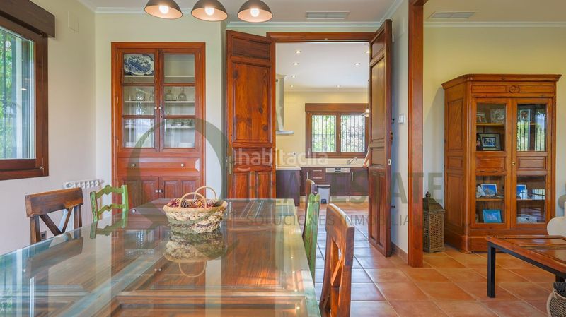 Foto a026d5a5-c7e1-4693-b1a2-4030b9c7f700. Xalet amb aparcament a Beneixama