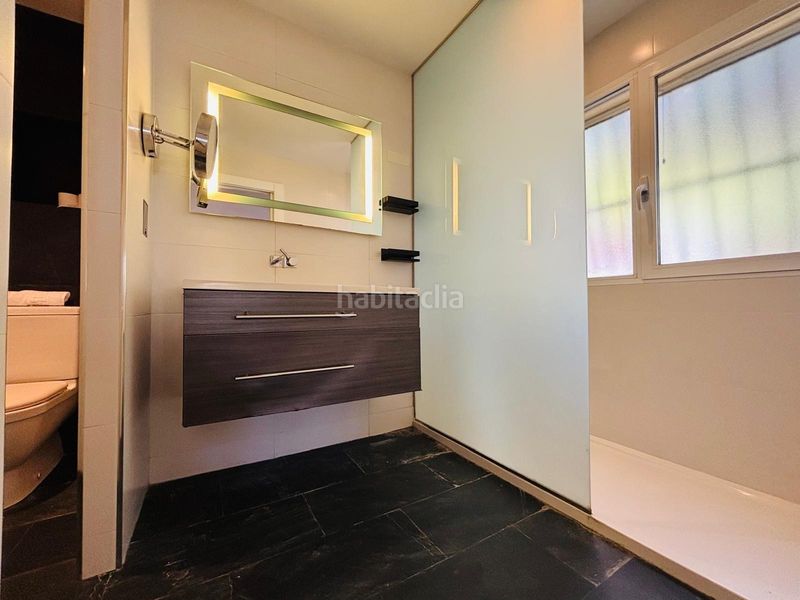 Foto 16548993-2c65-47e5-b5db-85cd94a675e7. Xalet amb aparcament piscina a Almajada-Ravel Mutxamel