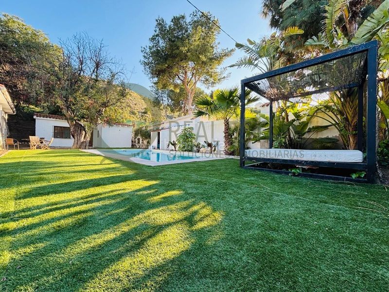 Foto 3cbf3482-1c60-4130-9adb-636955f91f70. Xalet amb aparcament piscina a Almajada-Ravel Mutxamel