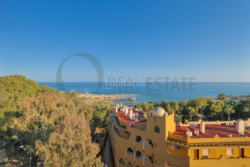 Foto 628d94c0-9a3e-473e-bd10-6ee577dd5585. Àtic a Pueblo Español-Coveta Fumá Campello (el)