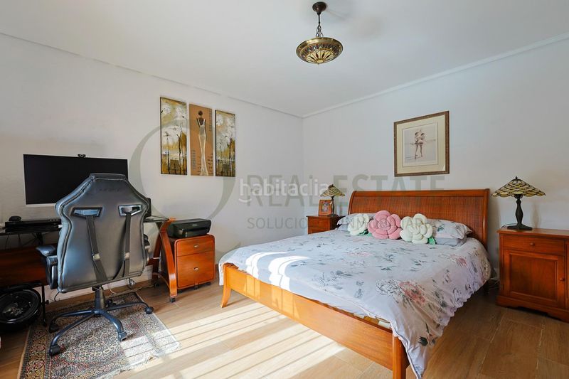 Foto 240487da-f240-4daf-a1a7-06aa0cf204f1. Xalet amb aparcament piscina a Almajada-Ravel Mutxamel