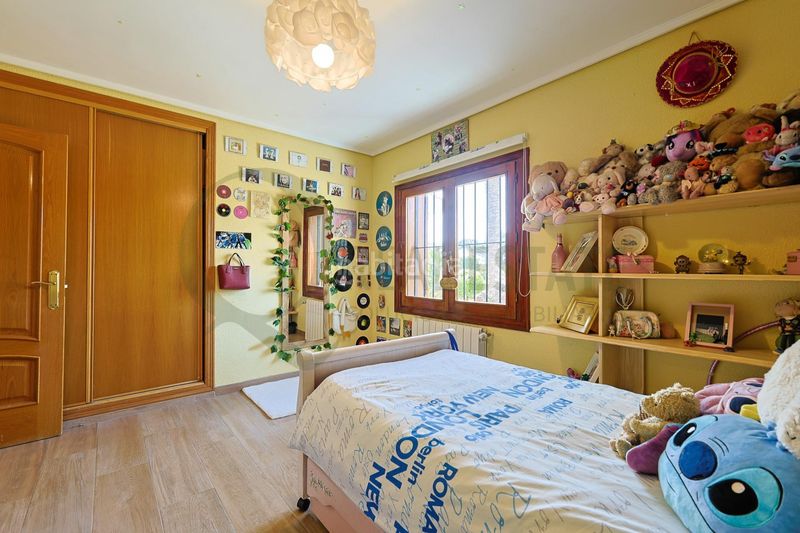 Foto 292c6845-d5b6-4770-abb1-4d4eacc2593f. Xalet amb aparcament piscina a Almajada-Ravel Mutxamel