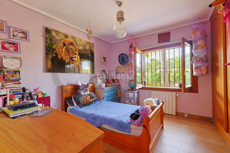 Foto 2ae9cf6c-c843-4b12-bb67-492d4ae985f9. Xalet amb aparcament piscina a Almajada-Ravel Mutxamel