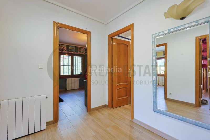 Foto 9ffa0ab2-ffcd-4cf9-8db0-729e171badca. Xalet amb aparcament piscina a Almajada-Ravel Mutxamel