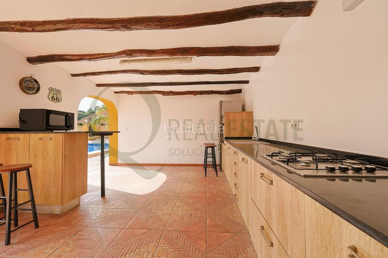 Foto c5834183-0b44-4671-a72a-13b3d7fb000e. Xalet amb aparcament piscina a Almajada-Ravel Mutxamel