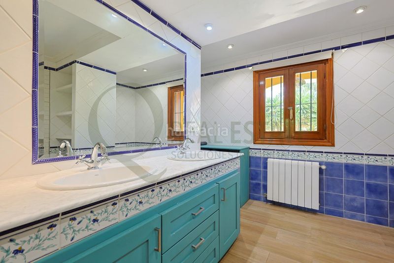 Foto d8667eab-b172-4d91-8720-79d8e7dc0b02. Xalet amb aparcament piscina a Almajada-Ravel Mutxamel