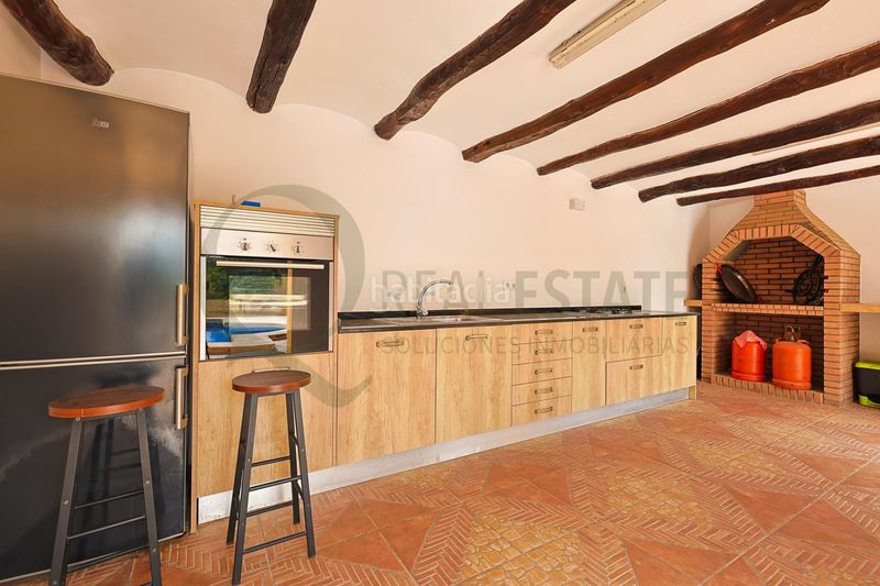 Foto f1371263-0bbf-43aa-8e2e-dba7b1d1a0ad. Xalet amb aparcament piscina a Almajada-Ravel Mutxamel