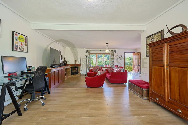 Foto f4aecec6-605b-4299-869b-e9960e9acfd4. Xalet amb aparcament piscina a Almajada-Ravel Mutxamel