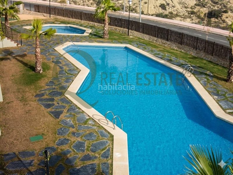 Foto 7b188b46-9539-416a-b461-bf9eb5310df2. Casa adossada amb calefacció aparcament piscina a Mutxamel