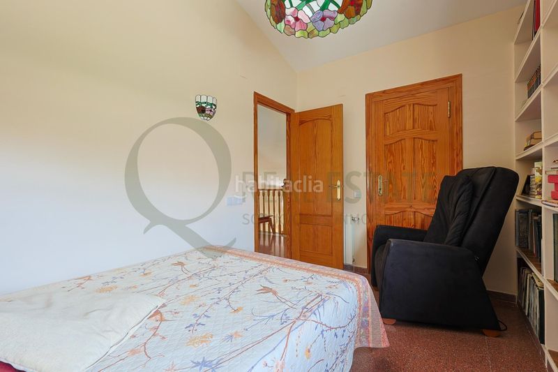 Foto 40707678-04f0-4069-97e4-59f1aa9a8947. Chalet mit heizung parking in Villafranqueza Alicante