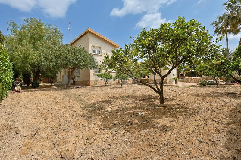 Foto 5c69376a-618e-4935-b73e-2cab3089268a. Chalet mit heizung parking in Villafranqueza Alicante