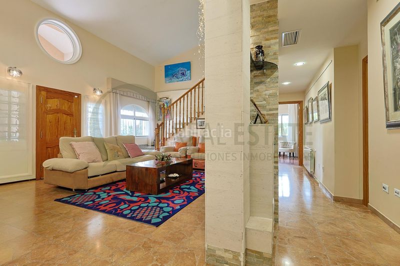 Foto b6c88c80-295b-4996-a786-e63048e0b92a. Chalet mit heizung parking in Villafranqueza Alicante