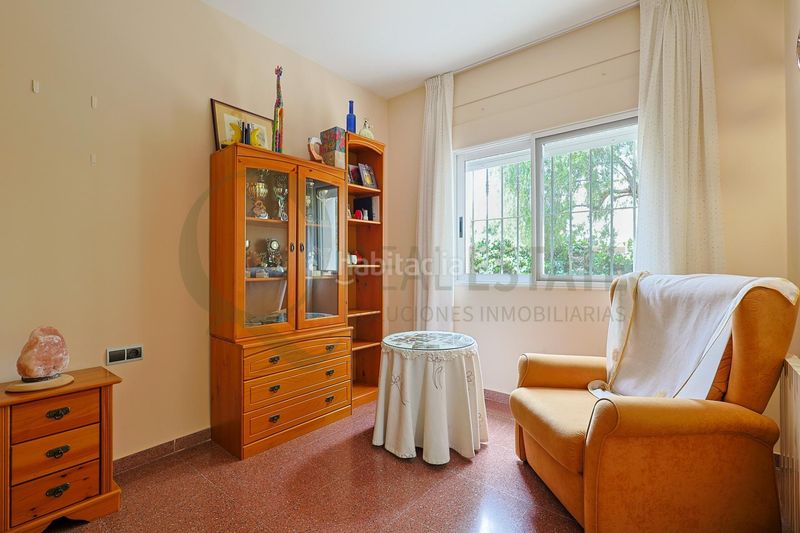 Foto d6d9496c-3b91-4135-97fe-1b4d6ea8ee78. Chalet mit heizung parking in Villafranqueza Alicante