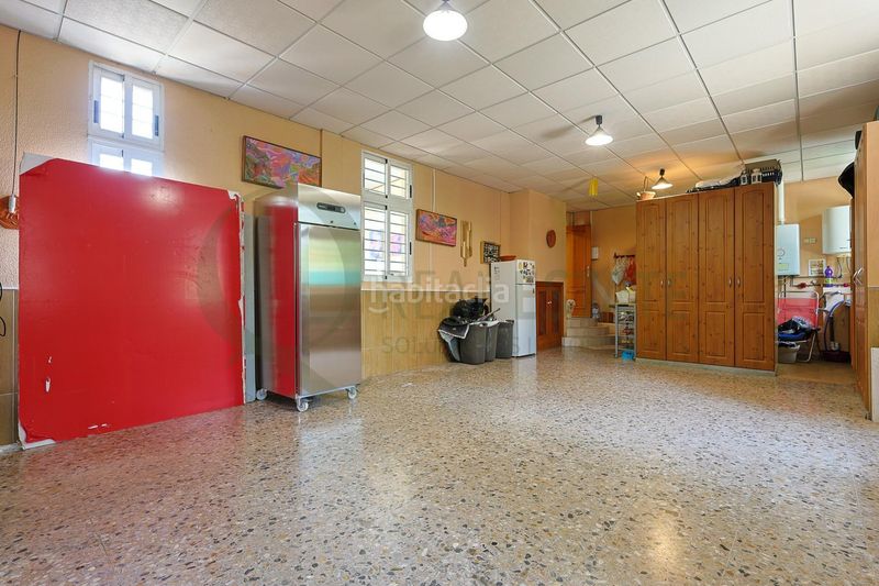 Foto ea976f05-d709-4a4e-9e23-1991139c5b5f. Chalet mit heizung parking in Villafranqueza Alicante