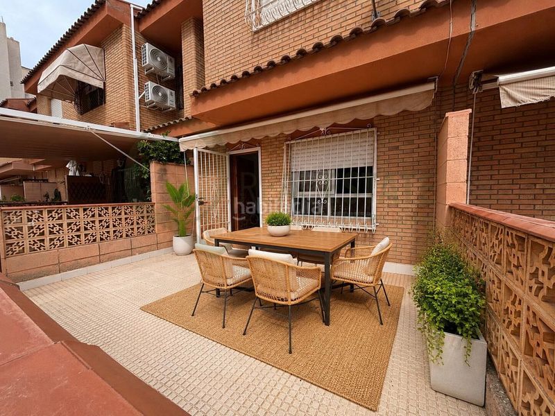 Foto 0ad2398b-4b13-4364-a99f-1ca4c6ac7bdd. Casa adossada amb calefacció aparcament piscina a Alicante