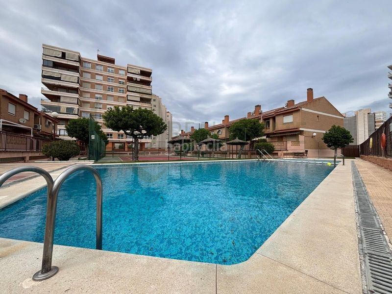 Foto 66ef1f40-4c13-478e-8fbf-028ee8b81a5a. Casa adossada amb calefacció aparcament piscina a Alicante