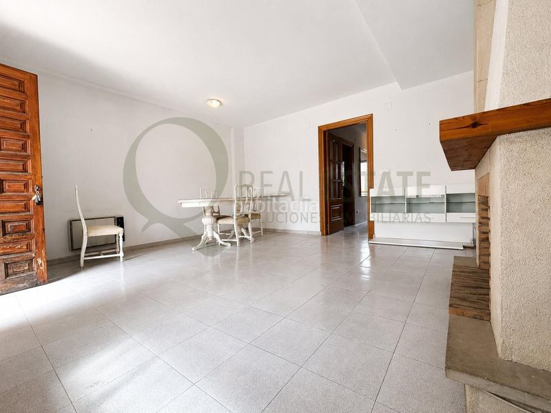 Foto a93034a7-b30f-45b1-a890-f917d80b4341. Casa adossada amb calefacció aparcament piscina a Alicante