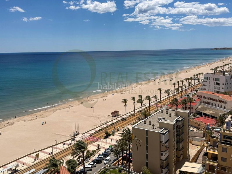 Foto 4e953aab-3c70-44d9-9089-b70998535411. Pis amb calefacció aparcament piscina a Playa Muchavista Campello (el)