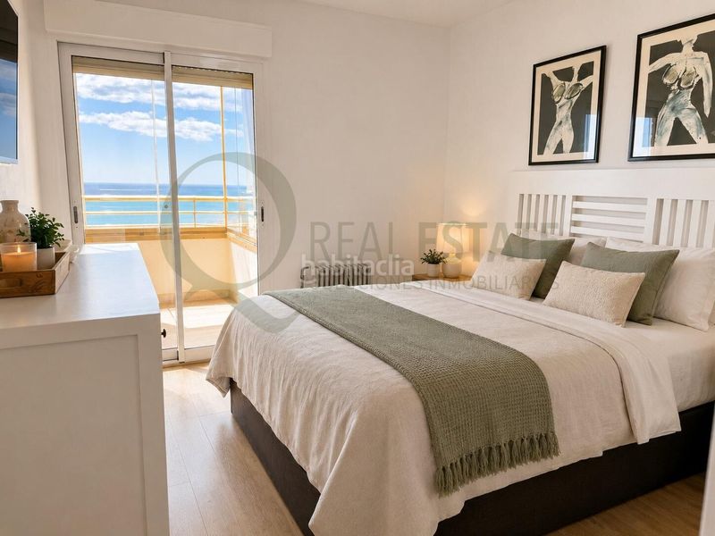 Foto e6dcab9f-c278-44f6-8b6d-8d5ed8c2c5d3. Pis amb calefacció aparcament piscina a Playa Muchavista Campello (el)